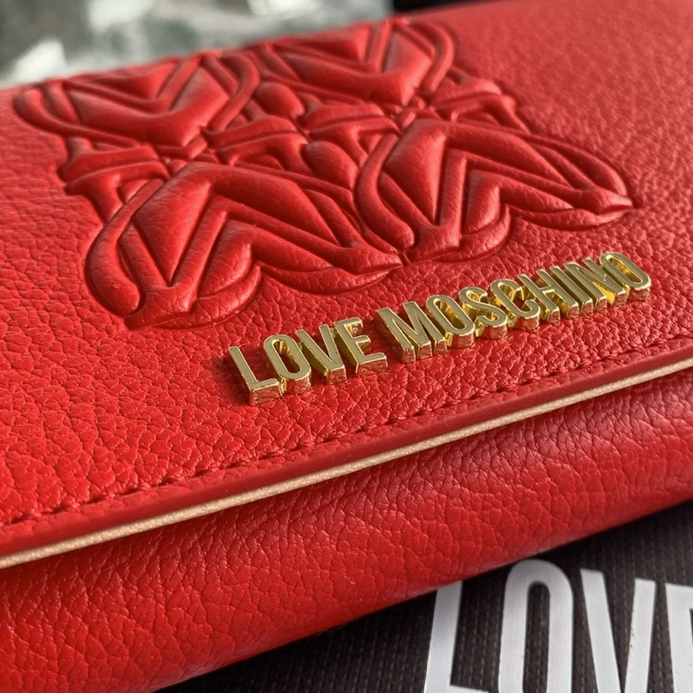 ❤️❤️❤️LOVE MOSCHINO RED LOGO EMBOSSED FAUX LEATHER WALLET ❤️❤️❤️ - Picture 2 of 9